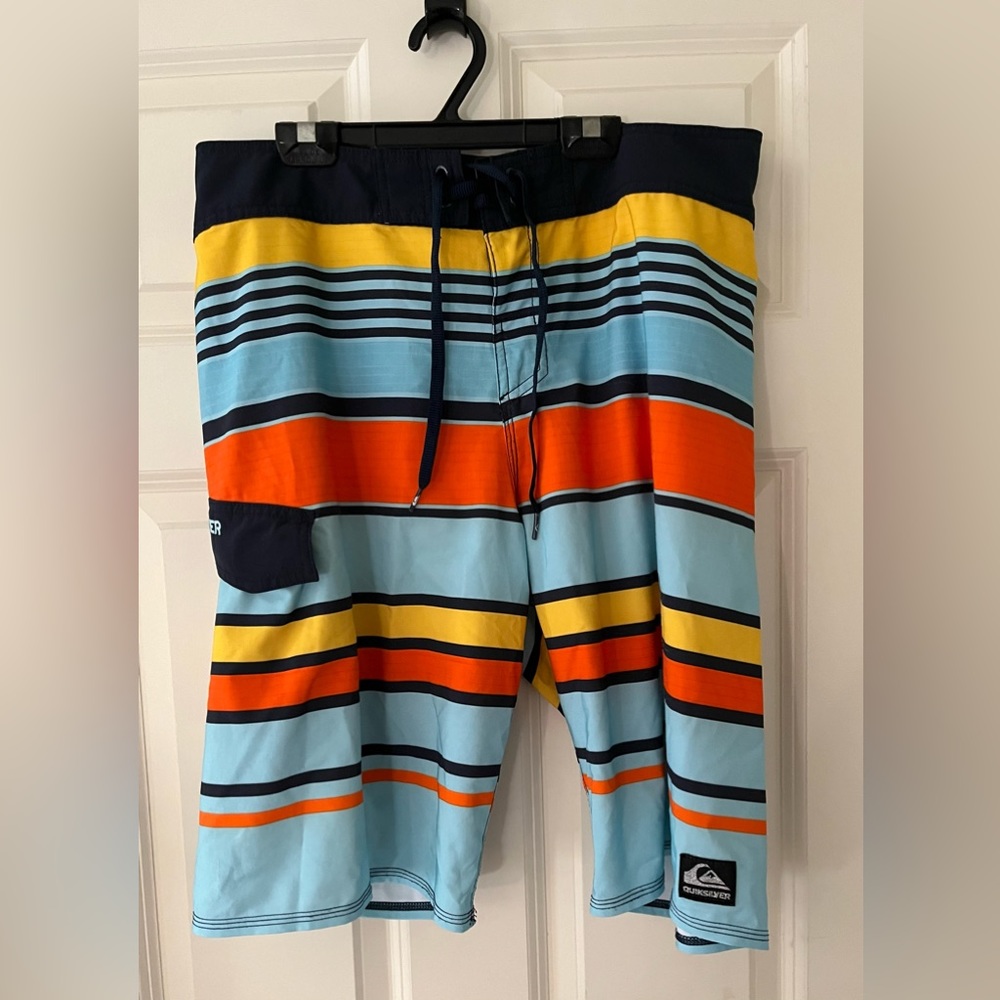Men’s Quiksilver striped swim shorts, size 33